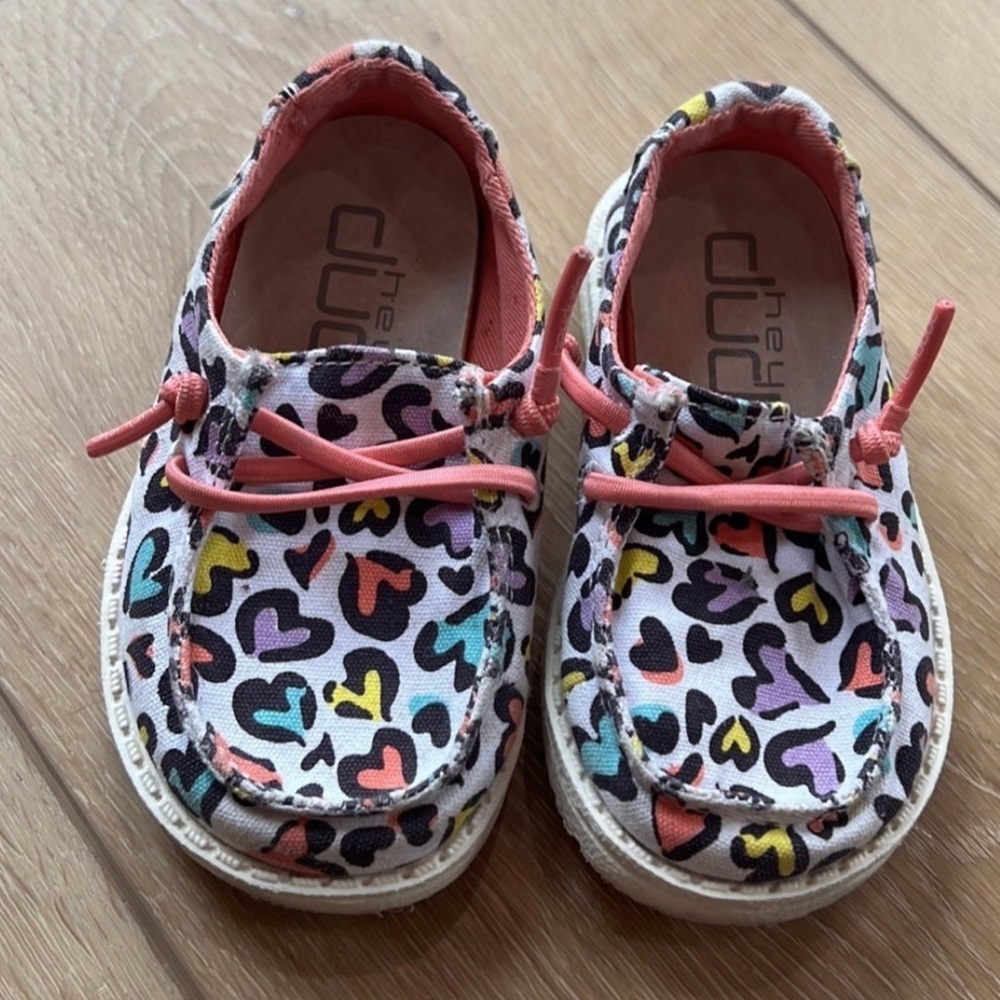 1 pair of Hey Dudes Wendy Hearts / white leopard  Size K6 worn once